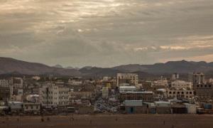 مسلـ.ـح يفتح النـ.ـار على الأطفال أثناء لعبهم في مأرب