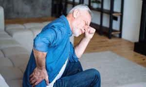 آلام الظهر المستمرة قد تكشف عن سرطان الرئة..