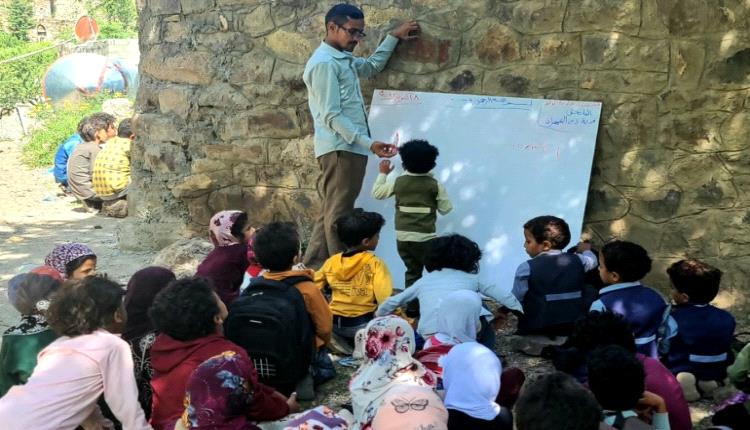 عندما يصبح المعلم أفقر موظفي الدولة.. فلا تسألوا عن المستقبل