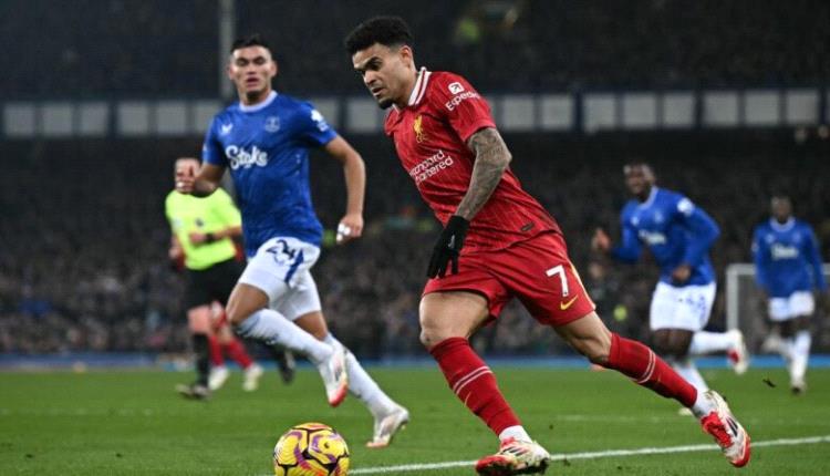 إيفرتون يخطف تعادلا من المتصدر ليفربول في الدوري الإنجليزي