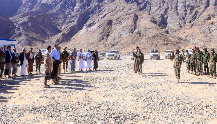 فريق التواصل بالمجلس الانتقالي يتفقد القوات المرابطة في جبهات بيحان
