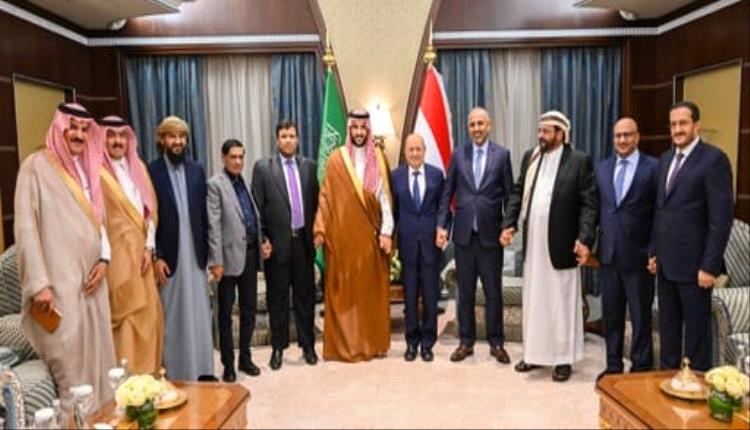 رئيس توافقي بدعم سعودي غربي .. الكشف عن تفاصيل صفقة إنقاذ كبرى لإعادة هندسة المشهد اليمني
