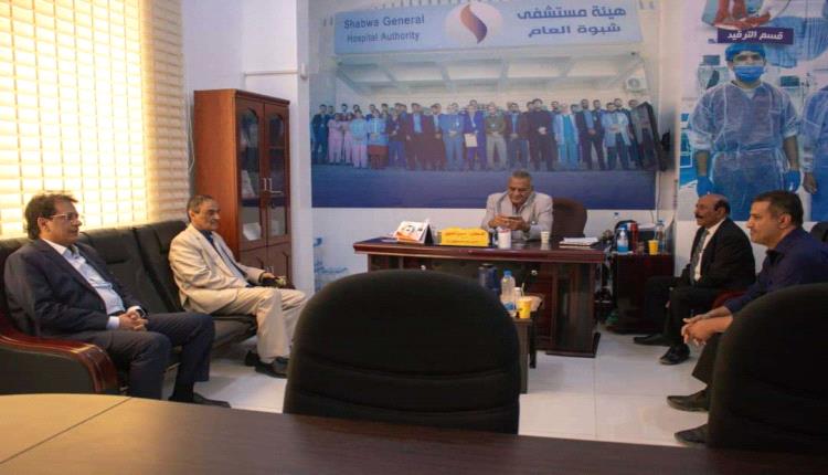 رئيس تنفيذية انتقالي شبوة يطلع على سير العمل في مستشفى الشيخ محمد بن زايد التعليمي
