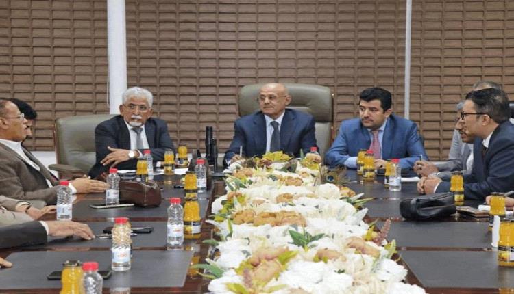 البنك المركزي يناقش إجراءات تأسيس شركة الدفع الفورية وهيكلة الشبكة الموحدة