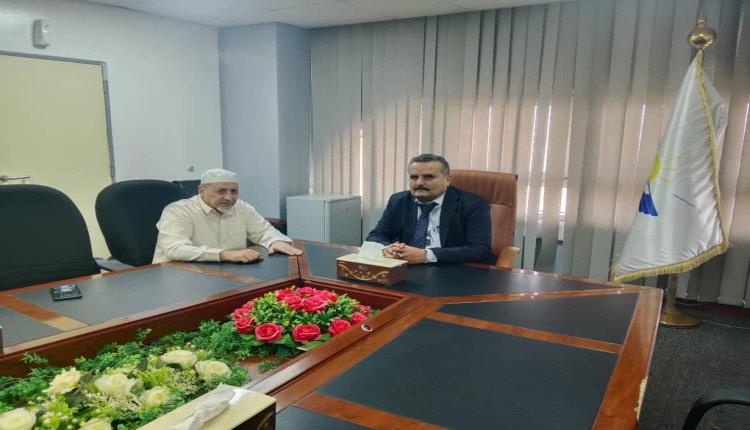 مدير مطار عدن الدولي يلتقي رئيس مكتب التنسيق وتسهيل حركة المنظمات الدولية والجهات المانحة 
