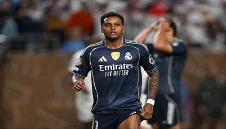 نادي أوروبي عملاق يُفاجئ ريال مدريد بعرض تاريخي لضم رودريغو