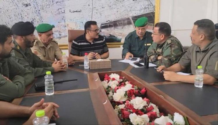 اجتماع أمني في المنصورة بعدن يناقش تعزيز الاستقرار ويقرّ حزمة إجراءات تنظيمية