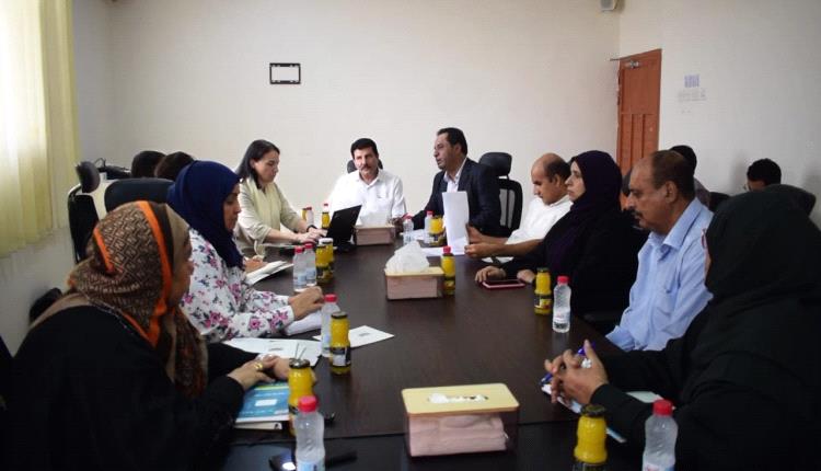 اللجنة الوطنية للتحقيق تلتقي فريق العقوبات التابع لمجلس الأمن الدولي
