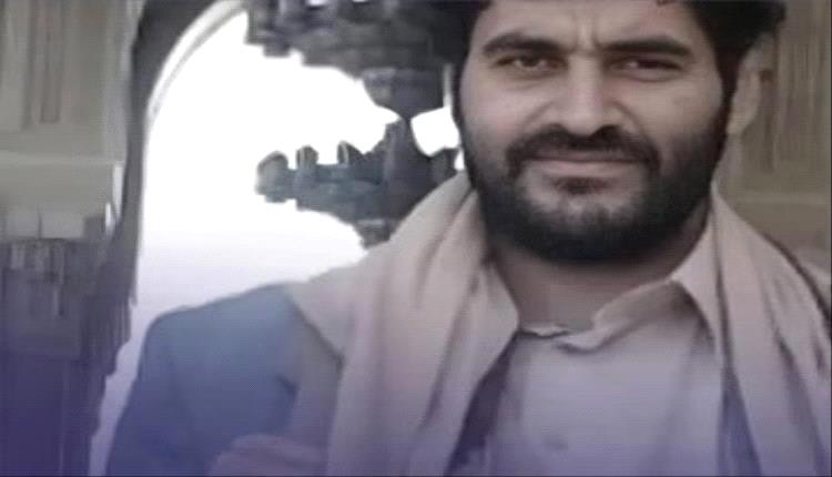طعنة في وضح النهار: اغتيال غامض يهز قبيلة الأحمر وسط سوق مزدحم شمال صنعاء
