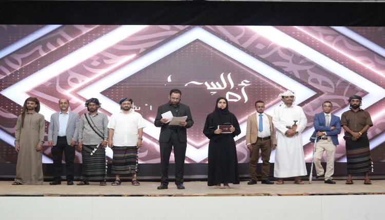 8 شعراء يتأهلون إلى المرحلة ما قبل النهائية في مسابقة أمير الشعراء