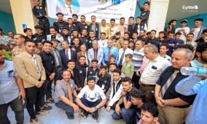 منتسبو جامعة تعز يستقبلون رئيس الجامعة بحفاوة ويبادلون الوفاء بالوفاء