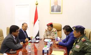 اللجنة الوزارية تبحث سبل تأمين حركة السلع وتعزيز إيصال الوقود إلى عدن

