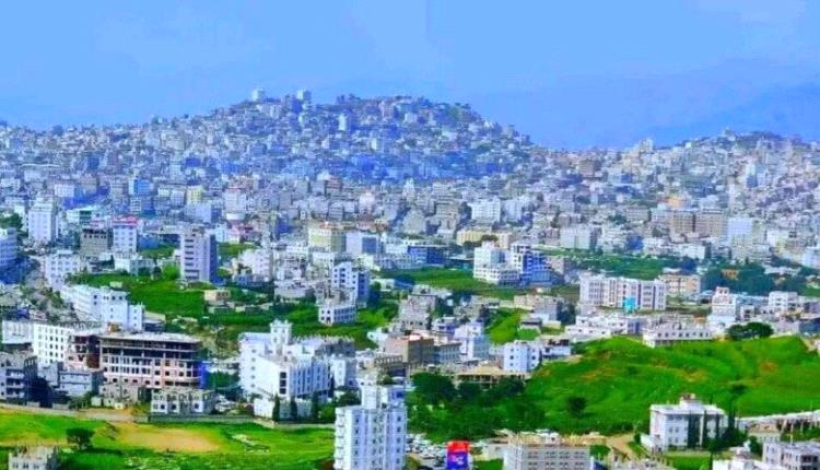 إب.. مليش/يا الحو/ثي تقطع المياه وتضاعف /معاناة السكان قبل عيد الأضحى