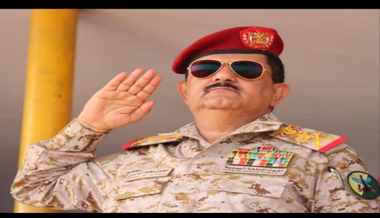 ضباط وجنود يناشدون الوزير الداعري تصحيح وضع الدائرة المالية لوزارة الدفاع 
