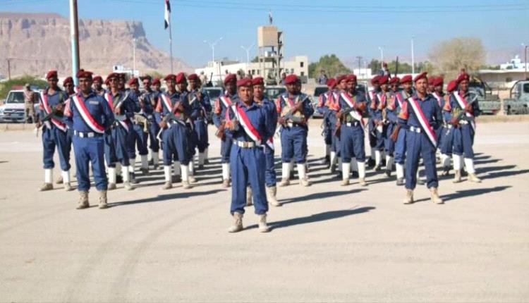 "وجع العجز أقسى من المرض".. قصة جندي في سيئون تجسد معاناة منتسبي المنطقة العسكرية الأولى
