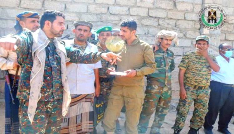 العقيد المنصري يتفقد جبهة ثرة ويشيد بصمود المقاومة الجنوبية في مواجهة الحو/ثيين
