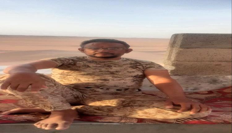 مـ.ـات عطشًا وكرامة.. قصة الجندي الحجوري الذي لفظ أنفاسه الأخيرة في صحراء مأرب