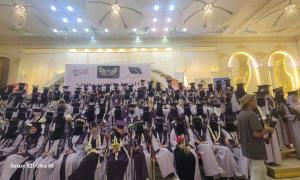 ثانوية بارباع تحتفل بتخرج دفعة جديدة من طالباتها وسط أجواء فنية وبهية
