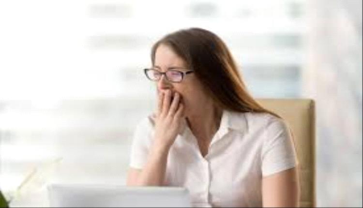 ما العلاقة بين النعاس أثناء النهار والخرف لدى النساء؟