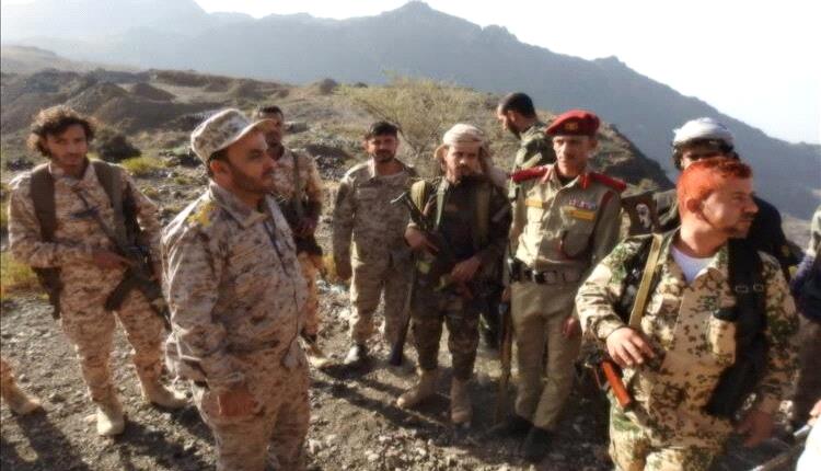 الضالع:قائد اللواء 191 مشاة تنفذ زيارات عيدية للأبطال المرابطين في جبهة مريس