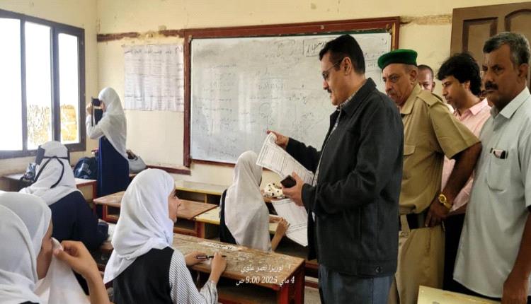 تدشين امتحانات الثانوية العامة في مديرية المنصورة بعدن