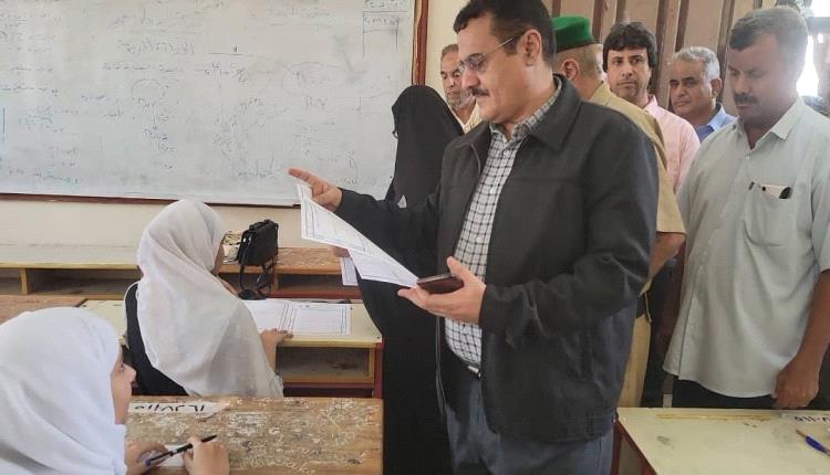 مدير عام المنصورة يؤكد أهمية الإمتحانات لترسيخ المعلومات لطلبة المدارس
