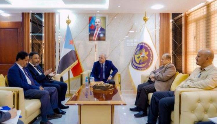الكثيري يبحث الأوضاع الخدمية في أبين ونشاط هيئات الانتقالي
