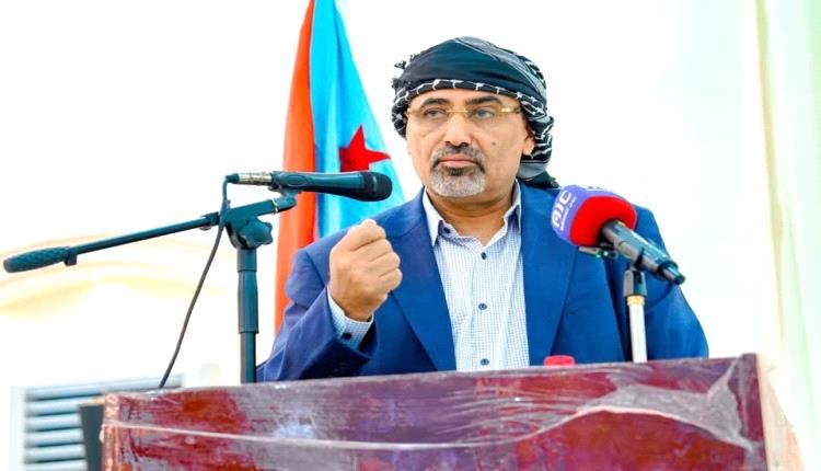 صلاح السقلدي يوجه رسالة قوية مؤثرة إلى القائد عيدروس الزبيدي 