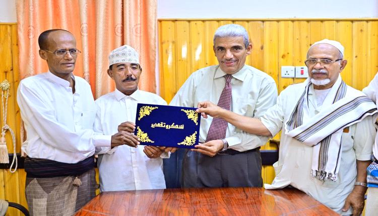 وزارة الثقافة ومؤسسة حضرموت لخدمة التراث وحافة الحوطة تكرم الشخصية الاجتماعية سالم حميد عبدون في سيئون