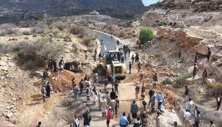 الضالع.. مليشـ. يا الـ. حو ثي تعرقل جهود فتح طريق “دمت- مريس” باستحداث تحصينات عسكرية