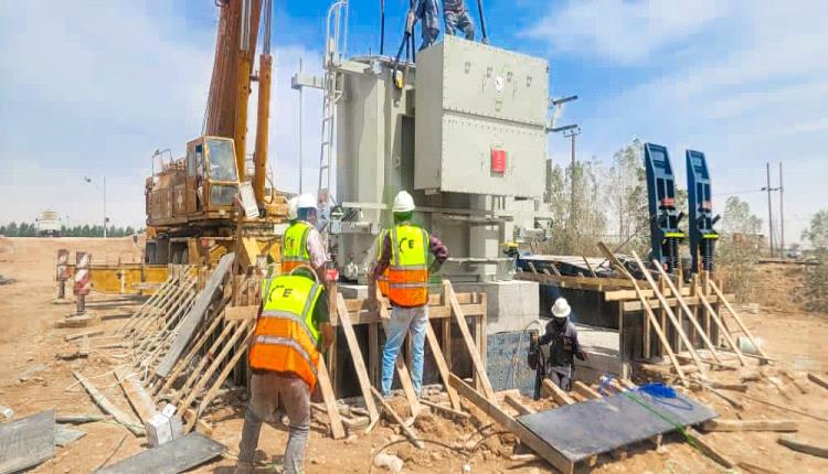 بدعم إماراتي.. بدء تركيب محطات التحويل في مشروع الطاقة الشمسية بشبوة