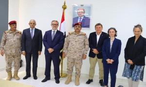وزير الدفاع يلتقي سفراء الاتحاد الاوروبي في عدن 