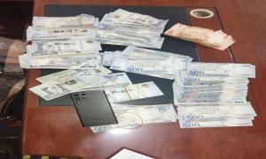أمن العاصمة عدن يلقي القبض على متهم بسرقة 220 ألف ريال سعودي خلال عملية نوعية