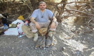 الكشف عن مصرع خبير من حز/ب الله في غارة على مطار صنعاء"صورة"