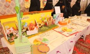 مدير الوسائل والتقنيات التعليمية بمكتب التربية والتعليم يطلع على معرض المهارات بكلية البنات جامعة سيئون