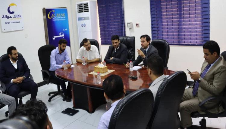 الهمداني يبحث مع وفد فرنسي التحديات التي تواجه أنشطة القطاع الخاص في السوقين الأوروبي والفرنسي
