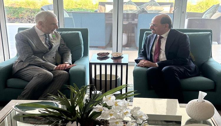 وزير الخارجية يبحث مع المفوضية الأوروبية سبل تعزيز التعاون ودعم الجهود الإنسانية والتنموية

