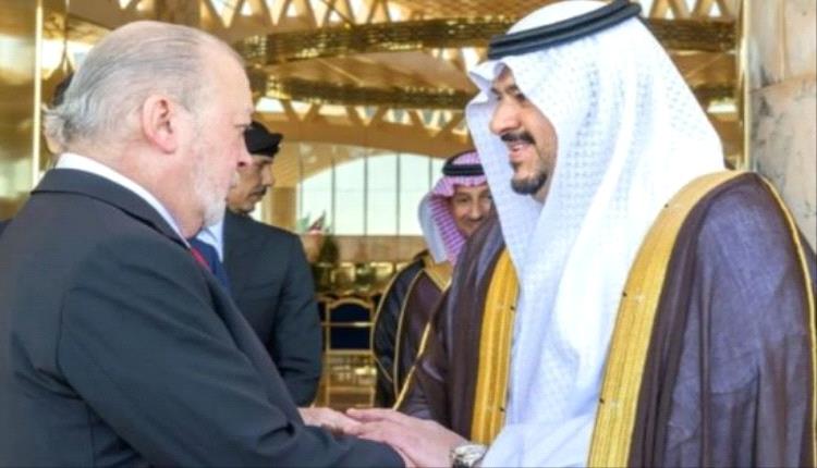 ملك ماليزيا يصل الرياض