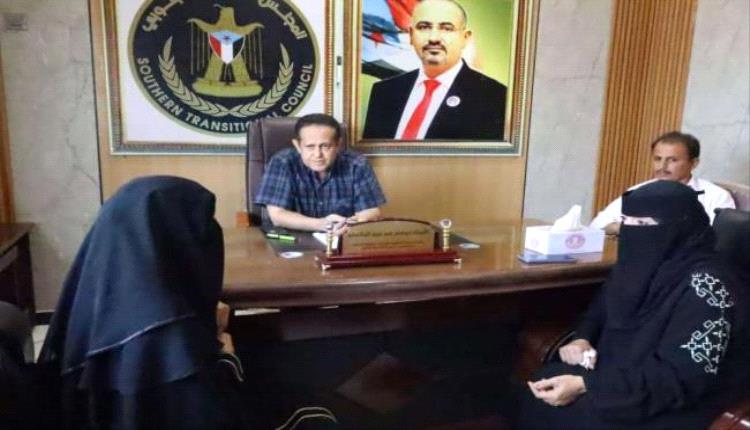 رئيس تنفيذية انتقالي لحج يتفقد سير التعليم الإلكتروني في مديرية الحوطة

