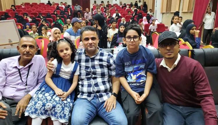 " صلاح العاقل يشهد البروفات النهائية لإنطلاق مهرجان الطفل الموهوب بعدن "