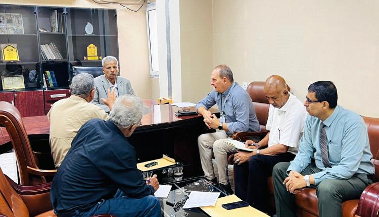 محافظ لحج يبحث مع إقليمية أدرا توسيع مشاريع الإغاثة والتنمية في المحافظة