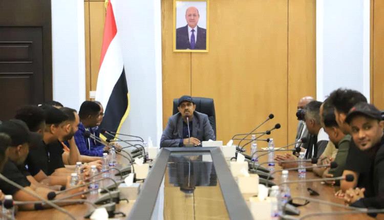 المحافظ بن ماضي يشيد بروح العزيمة والإصرار التي تحلّى بها اللاعبون والجهازان الفني والإداري للفريق