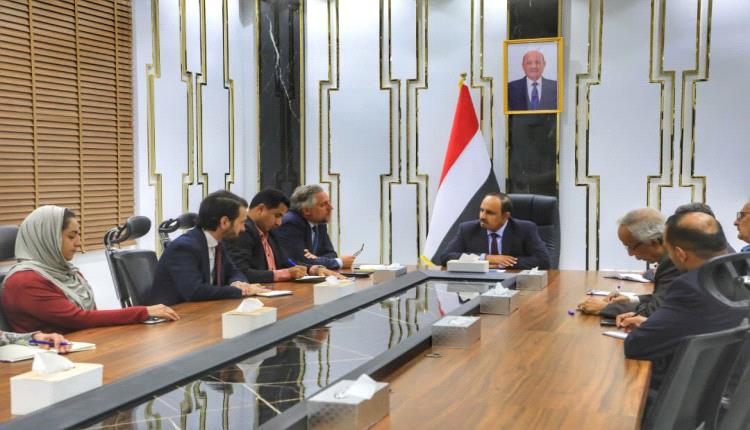 بن ماضي يبحث مع وفد الاتحاد الأوروبي تعزيز التعاون والاستقرار ودعم جهود السلام والاقتصاد المحلي
