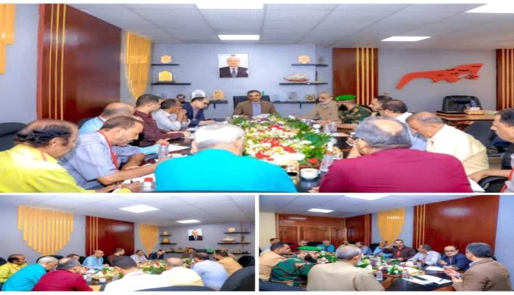 لجنة عقود اراضي "بئر فضل" تناشد المحافظ "لملس" استئناف تسليم المواطنين حقوقهم 