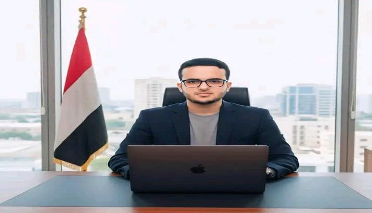 ما الذي يجعل المنظومة في تعز ترتجف وتهتز من حضور شاب أكاديمي مثل صهيب البركاني؟
