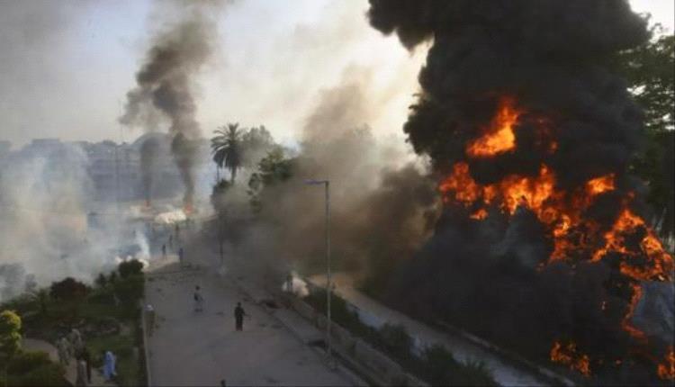 مقـ.ـتل 5 أشخاص جراء انف.ـجار مصنع للألعاب الـ.ـنارية في باكستان