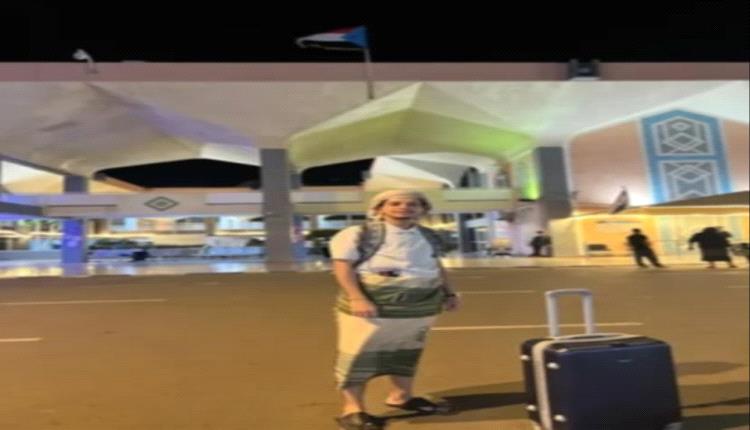 إعلامي يمني يثير الجدل برسالة: اتركوا هذه البلاد