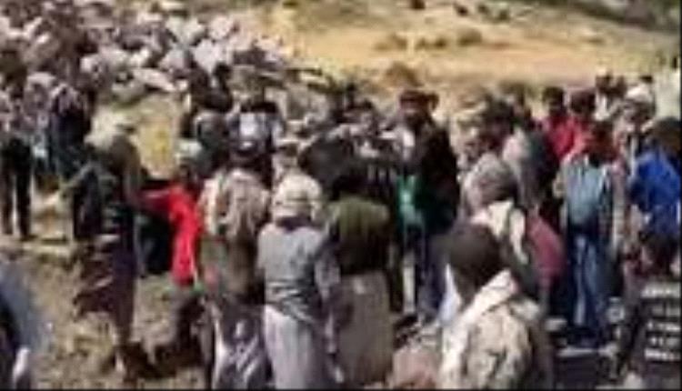 غضب شعبي في إب بعد محاولات حو،،ثية للاستيلاء على مقبرة تاريخية

