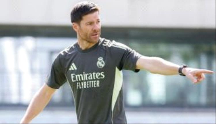 بمساعدة فرنسية.. ألونسو يحل إحدى أزمات ريال مدريد