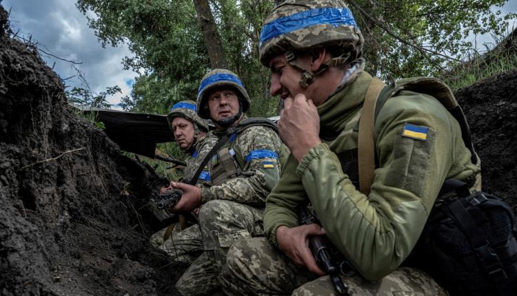 نزيـ.ـف بشري يضـ.ـرب الجبهات الأوكرانية.. خطوط الدفاع تنهار أمام الزحف الروسي